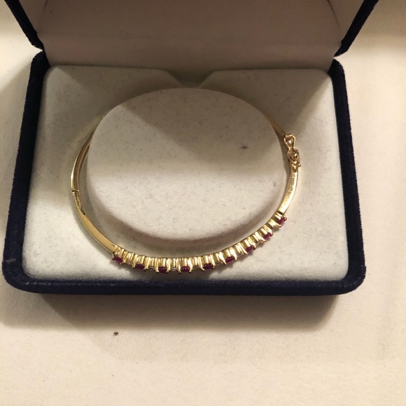 Diamond and ruby ladies bangle bracelet - Picture 5 of 5